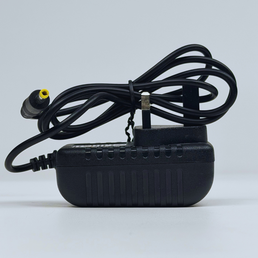 محول طاقة مادنيستار 12 فولت 2 أمبير - مزود طاقة تبديل